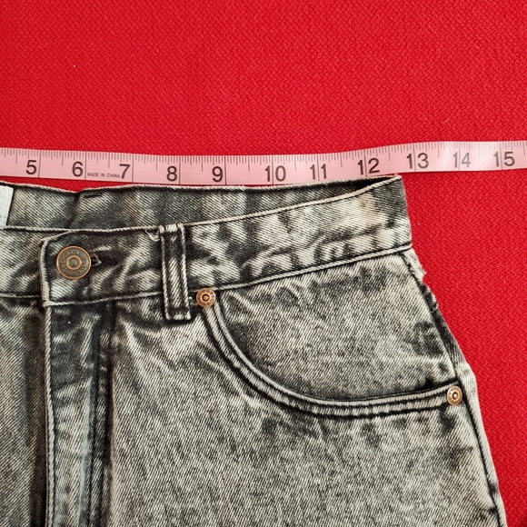 GREAT PLAINS CLOTHING CO. black stone wash faded high rise Mom jeans sz.11 80s - Picture 4 of 8